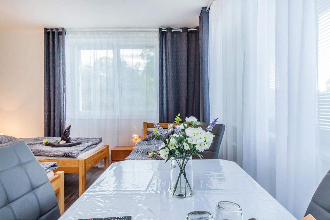 Pension Milada Klecany ภายนอก รูปภาพ