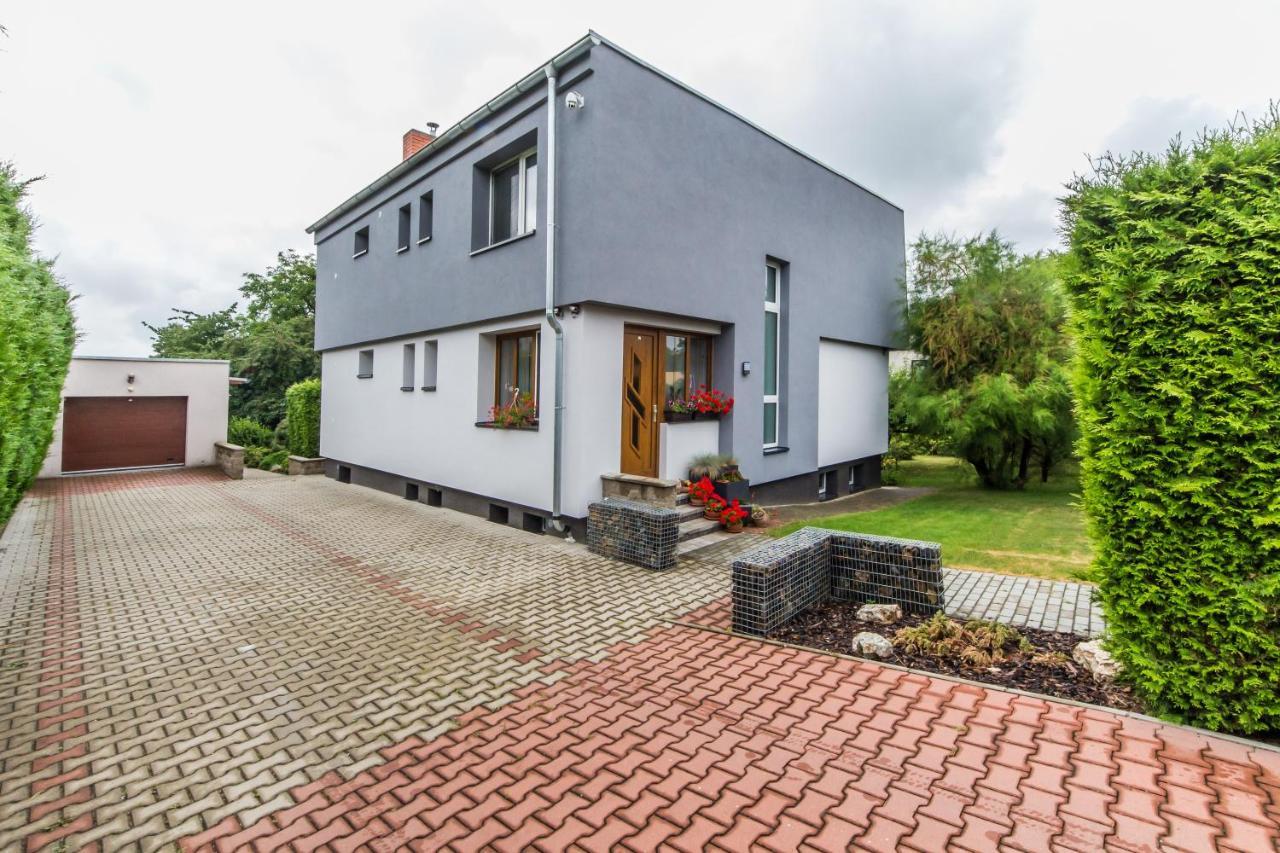 Pension Milada Klecany ภายนอก รูปภาพ